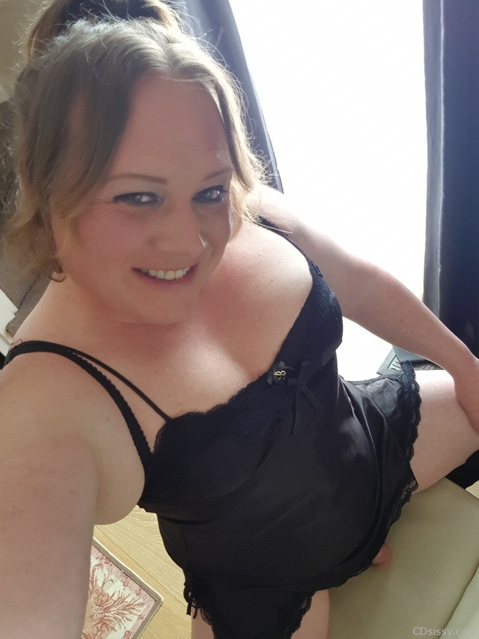 Se London Cumdump Lisa Piaget – Just Used, Still Available, Needs More BBC
