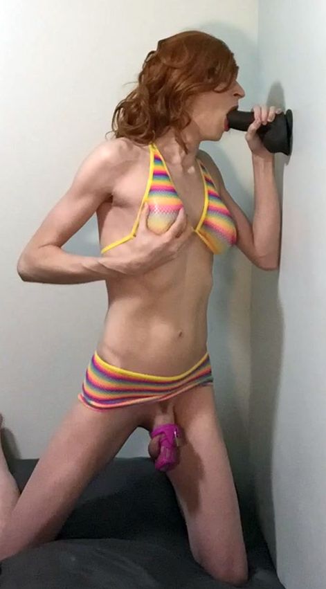 Expose this Canadian Sissy