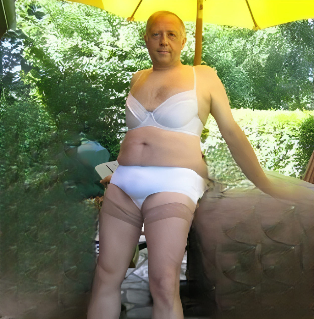 DRESSED AS A TG:TS
