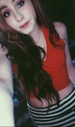 Sissy Cumsl*t