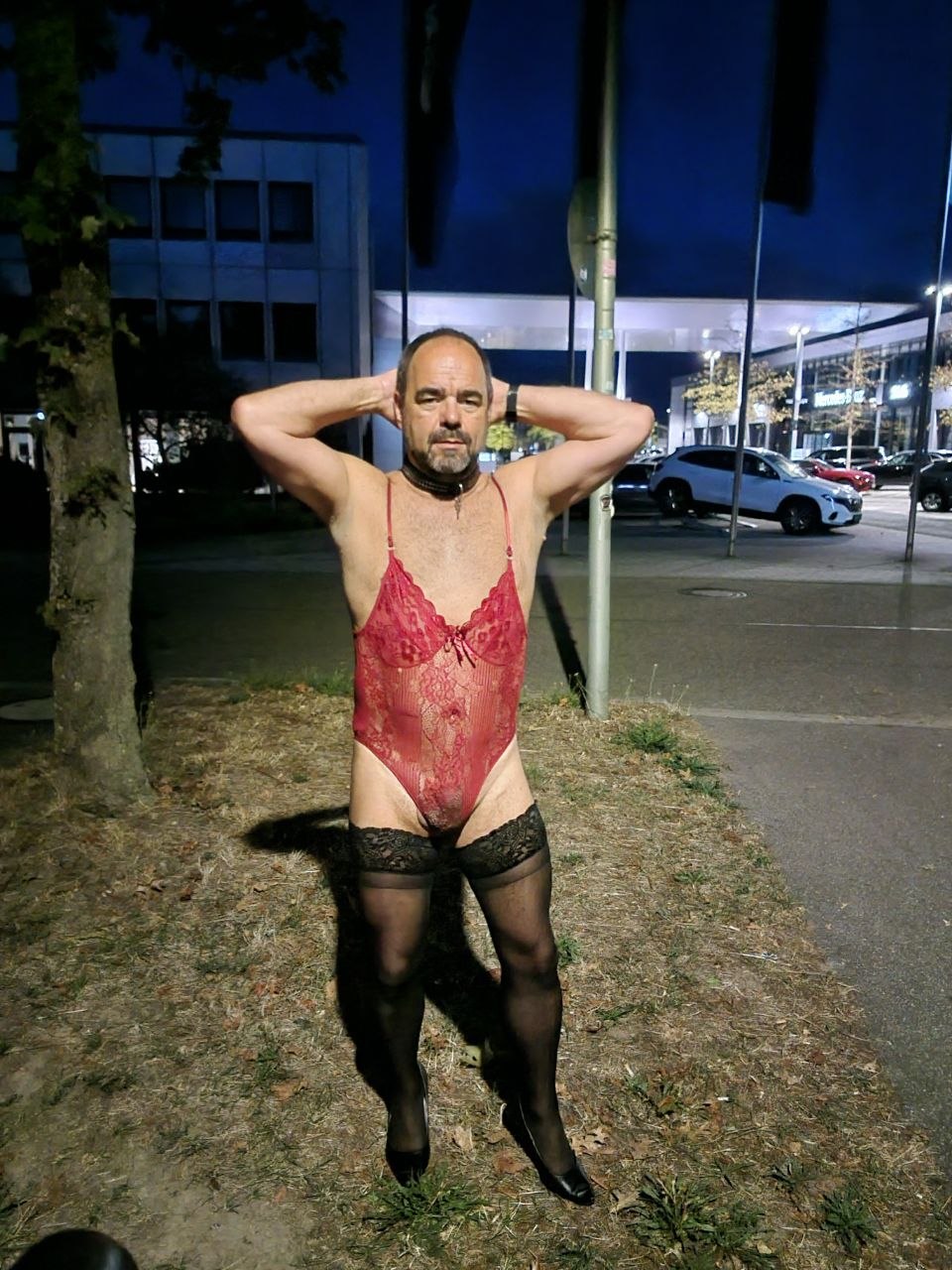 Outdoor Sissy