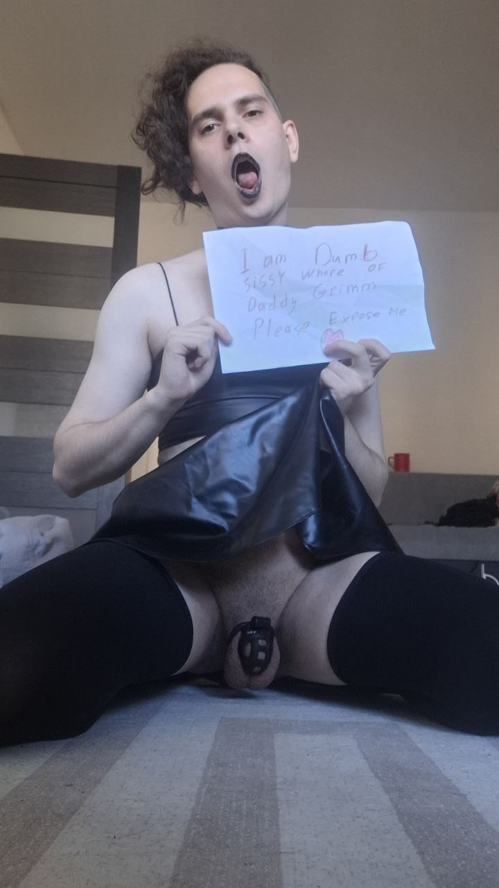 Exposing my telegram sl*t🤣