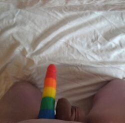 Still no saves or emails but check out my big cock :P