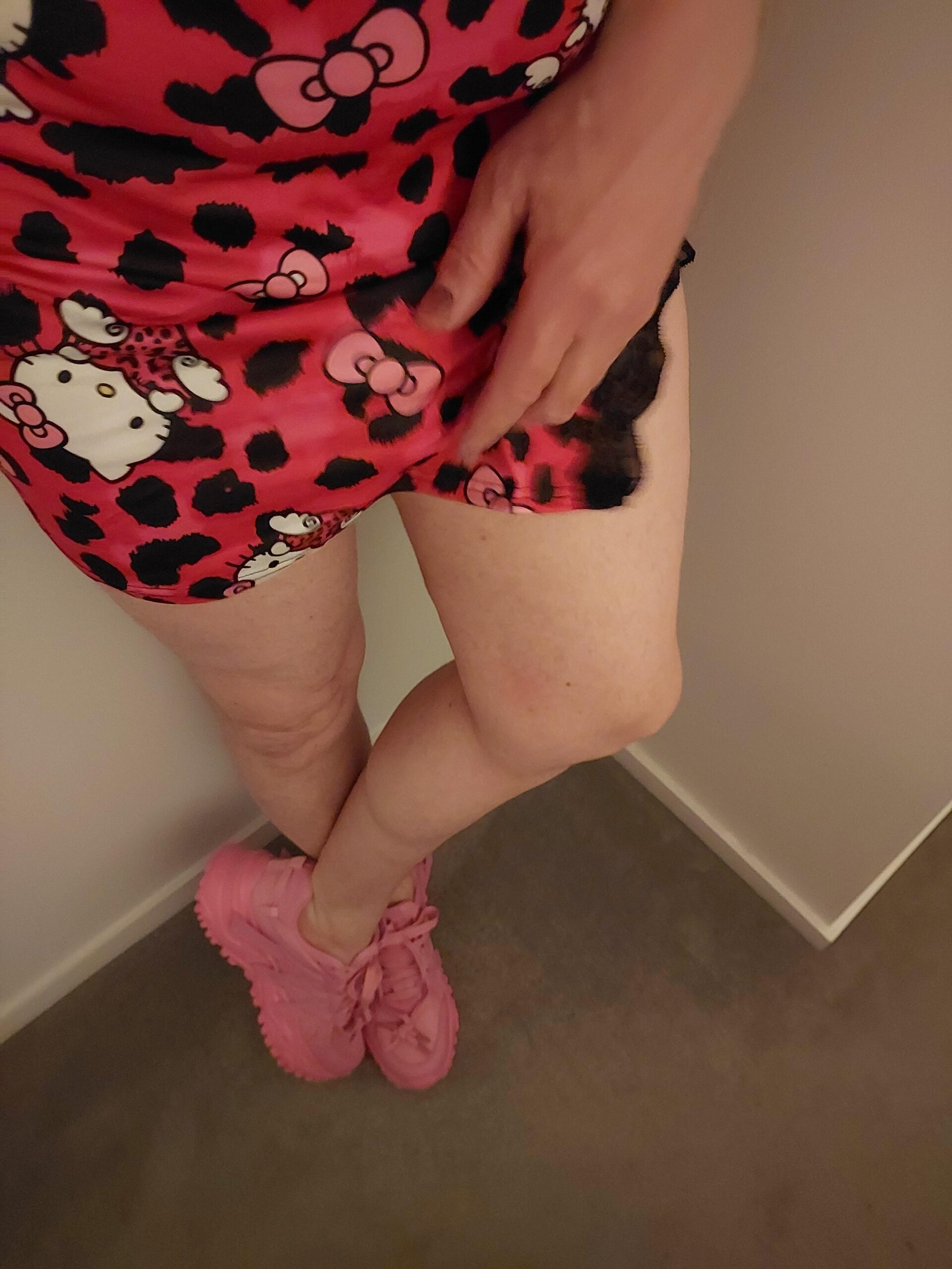 taylor brooks – sissy exposed again