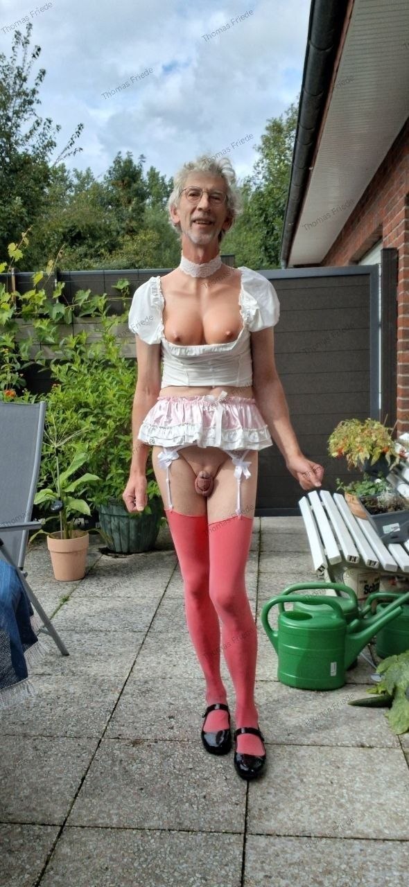 share and expose to humilate me plz…